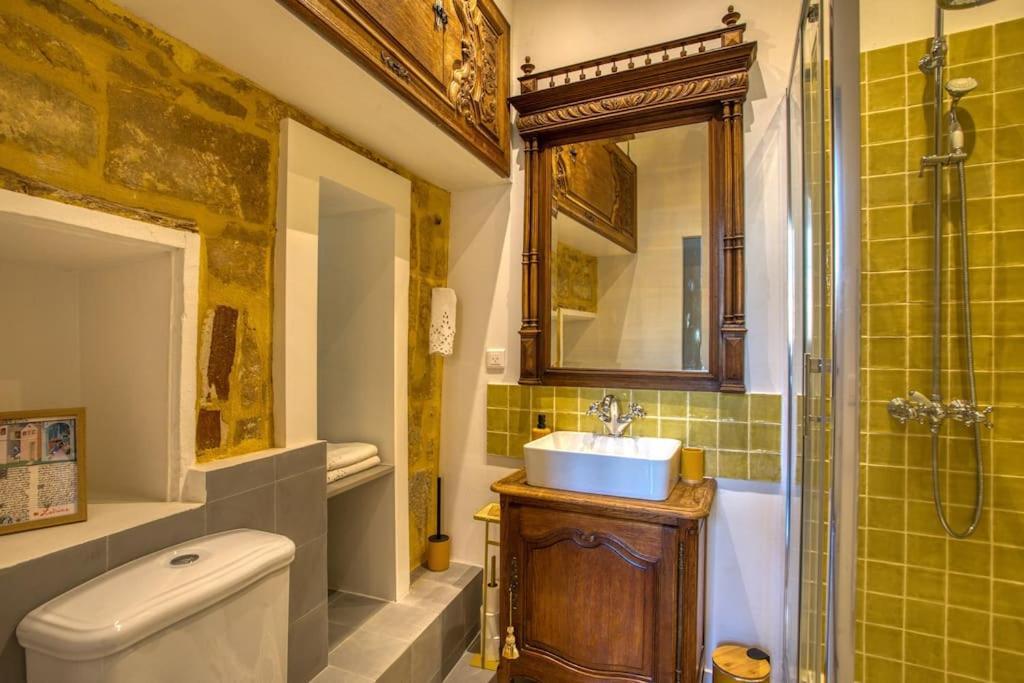 "Les Appartements De Betty C" Studio Medieval Sarlat-la-Canéda Eksteriør billede